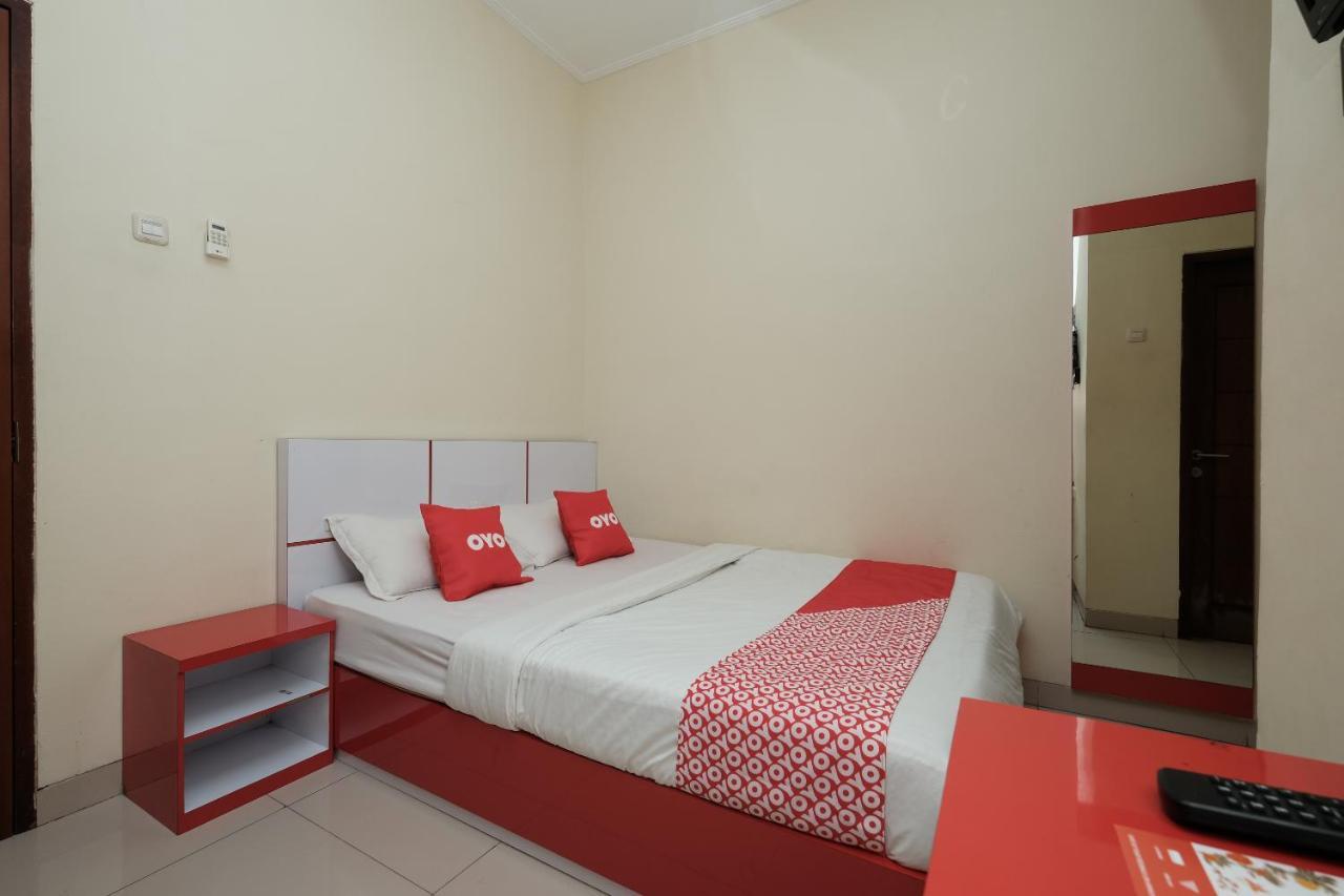 Reddoorz At Buah Batu 5 Hotel Бандунг Екстериор снимка