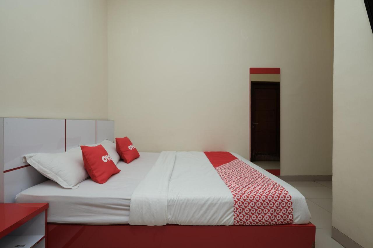 Reddoorz At Buah Batu 5 Hotel Бандунг Екстериор снимка